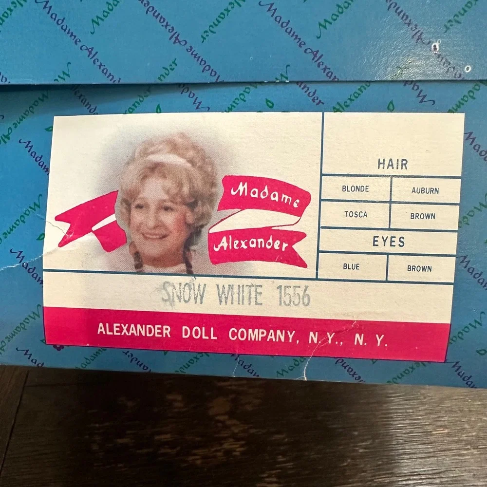 Madame Alexander 13 inch Snow‎ White Doll Character Vintage NEW in original Box